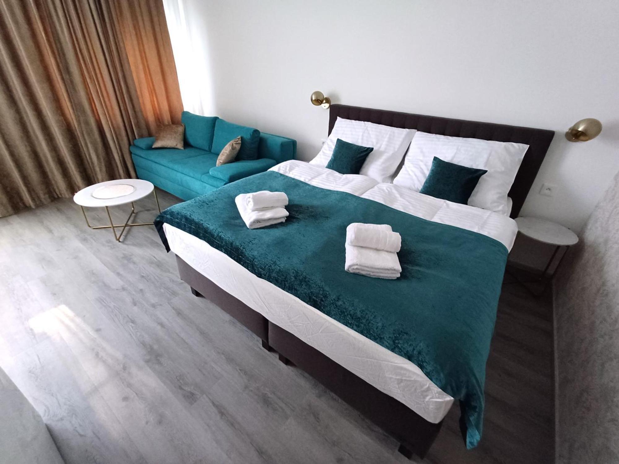 Lunex Apartment